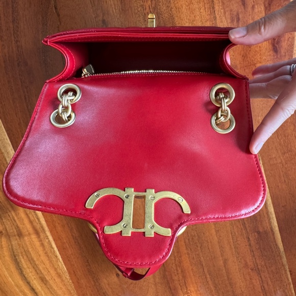 FERRAGAMO Gancini quilted crossbody bag - Picture 7 of 9